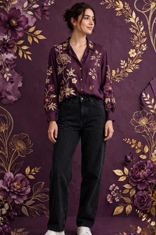 Person wearing Black Relaxed Fit Denim Jeans